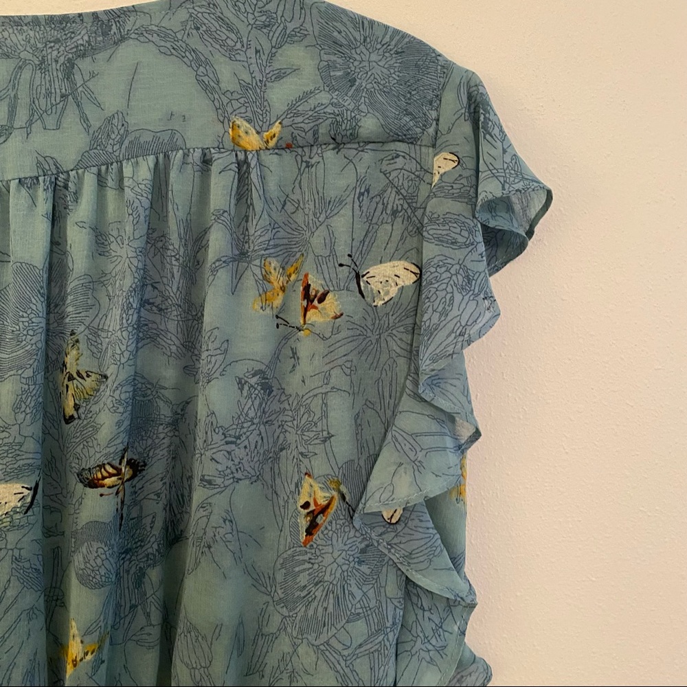 Butterfly Wrap tunic - Picture 12 of 13